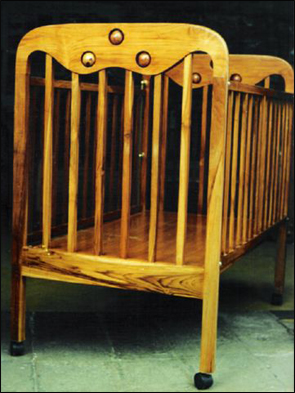 teak wood crib